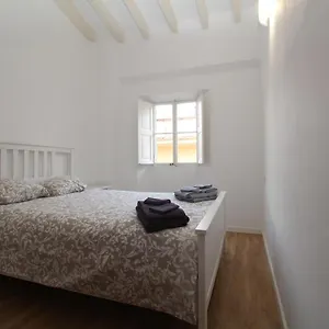 https://comfortable-apartment-with-character-in-the-old-town.balearic-islands.net
