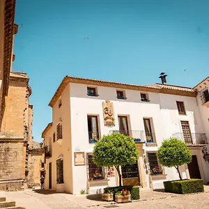 https://la-colegiata-de-ronda.es-andalucia.com