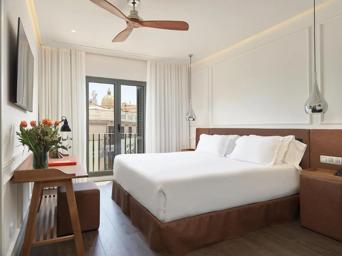 H10 Universitat (Adults Only) Barcelona 4*,
