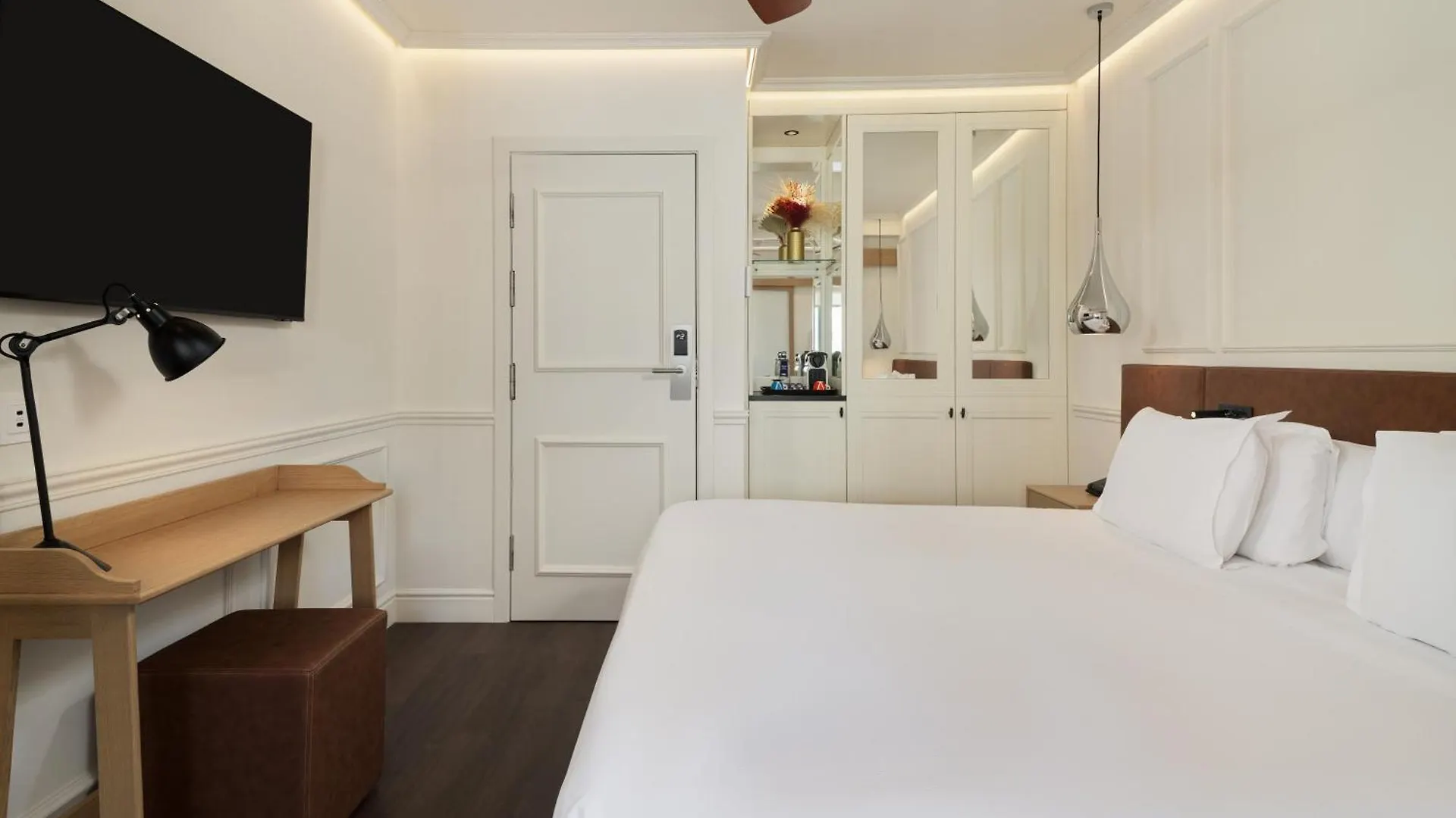 H10 Universitat (Adults Only) Barcelona Spain